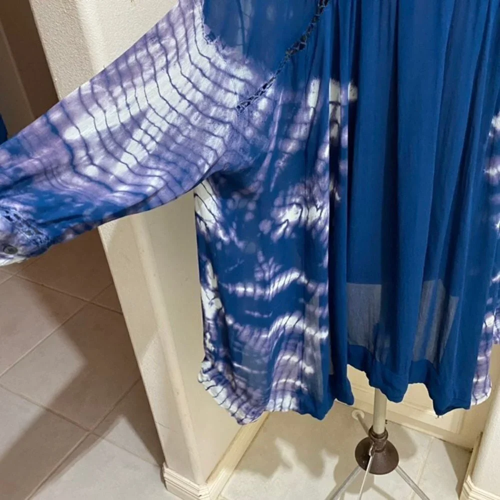 FREE PEOPLE TIE DIE TOP SMALL (OVERSIZED)